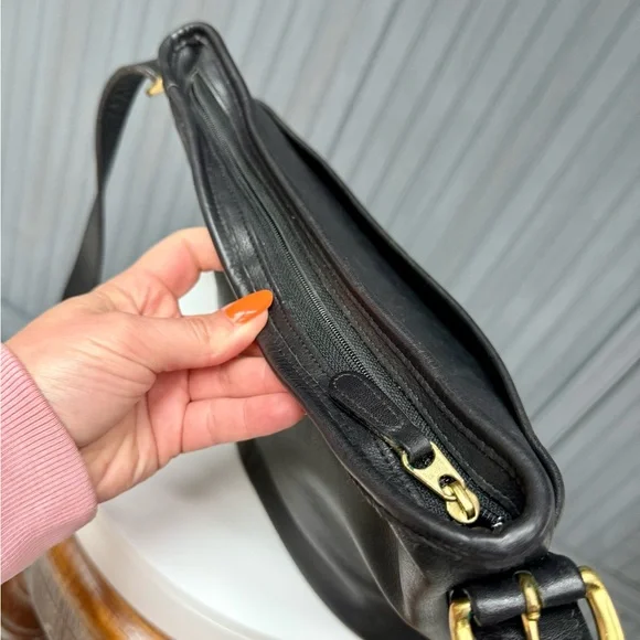 Vintage 90s Coach Worth Bag 4143 Black Glove-Tanned Leather Shoulder Bag - Picture 10 of 17